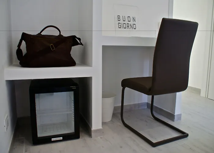 Empire بيت ضيافة