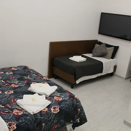 Guest house Empire 4*