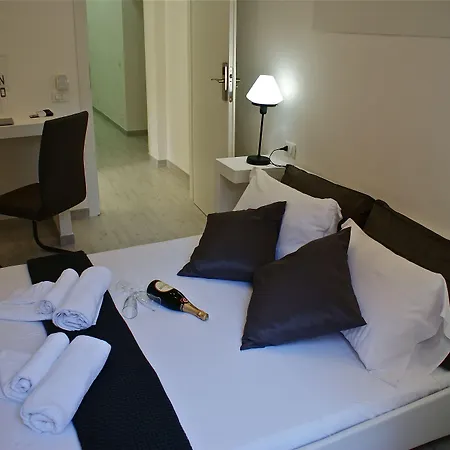 Guest house Empire Rome