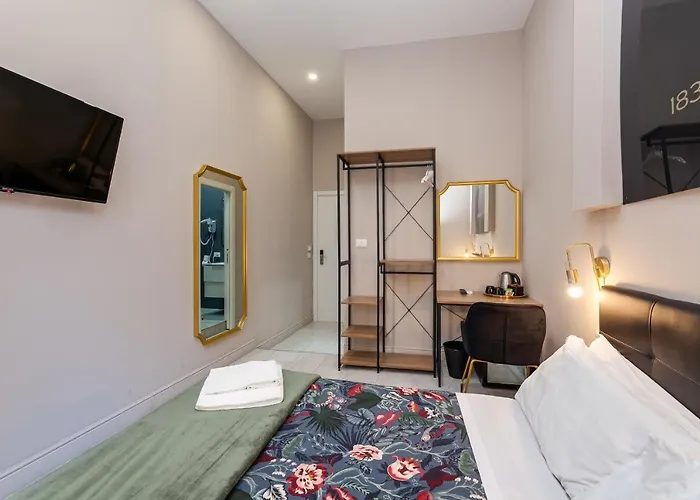 Guest house Empire 4*